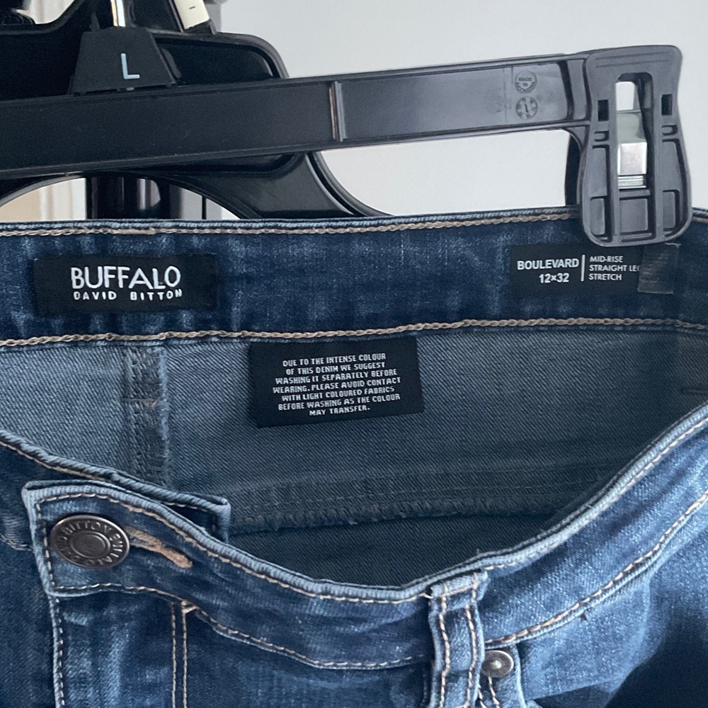All jeans 2/$20 Buffalo David Bitton Indigo Straight Leg Jeans - Picture 2 of 5